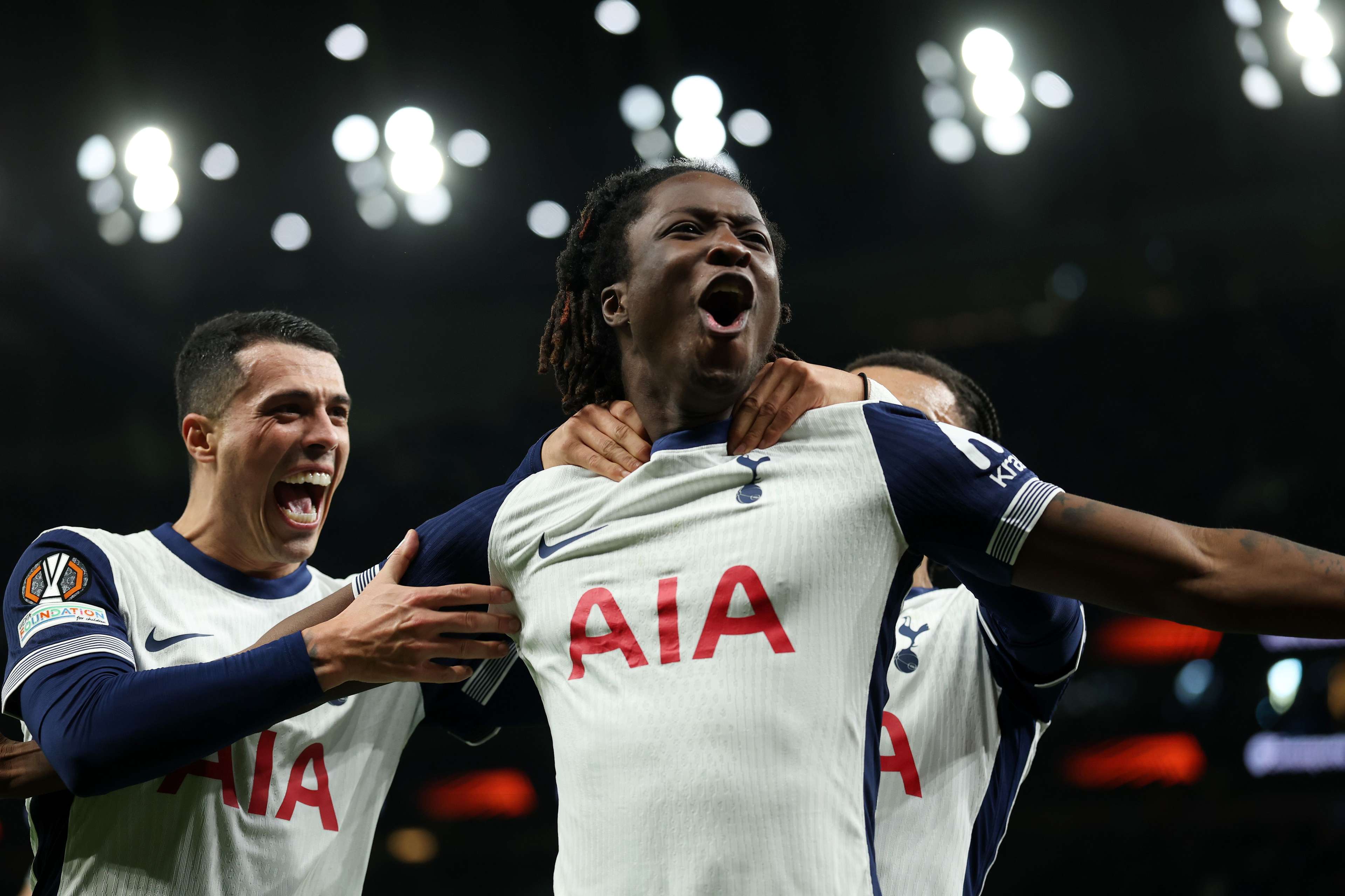 风格迥异且 风格迥异且