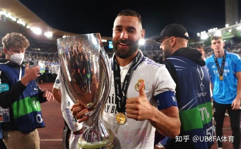 皇马很快会与本泽马联系 让他对续约的事放心 皇马很快会与本泽马联系 让他对续约的事放心